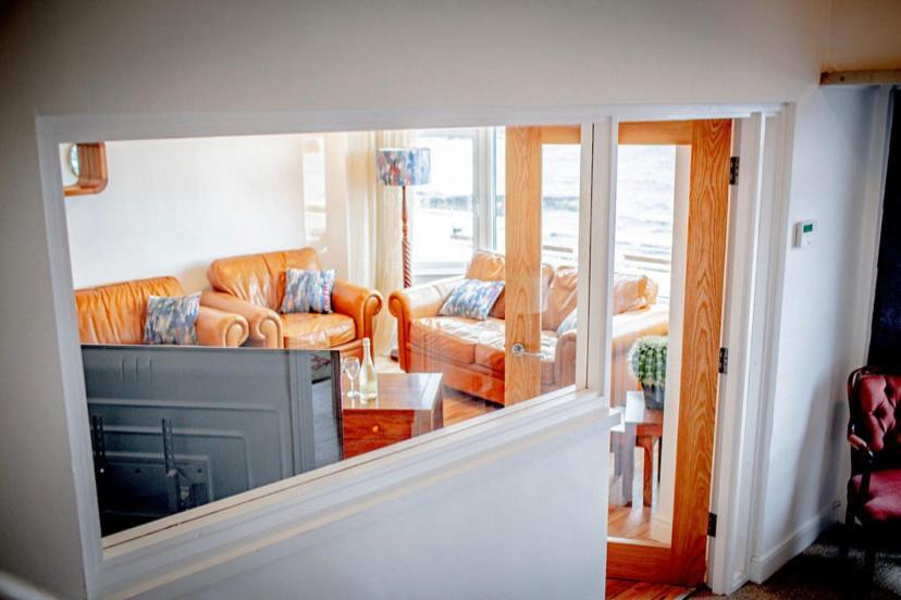 The Porthole Apartment Портстюърт Екстериор снимка