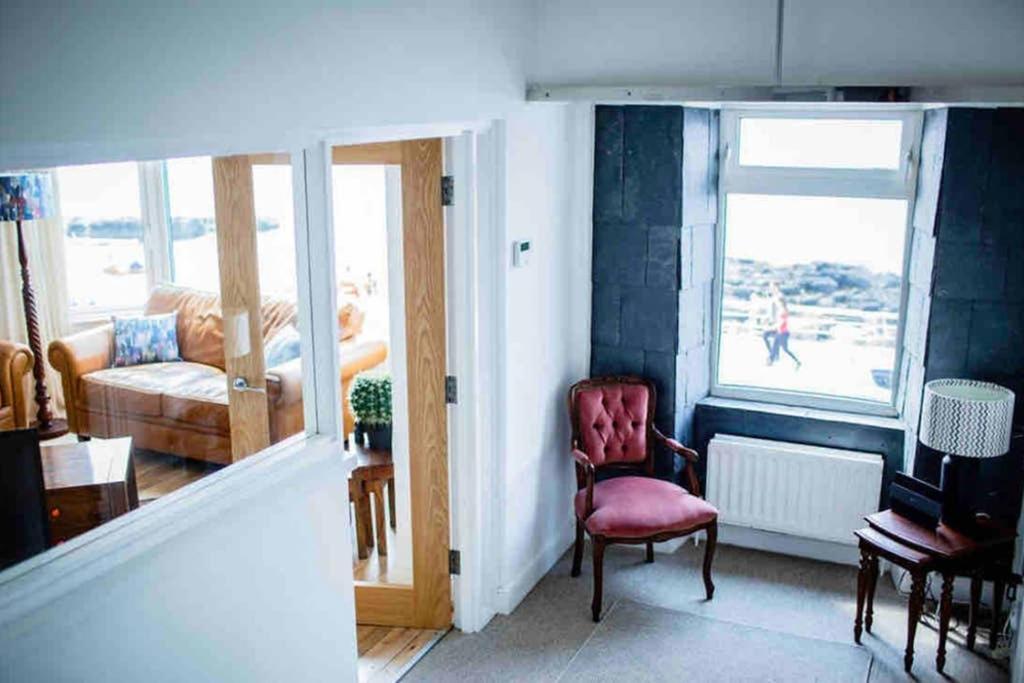 The Porthole Apartment Портстюърт Екстериор снимка