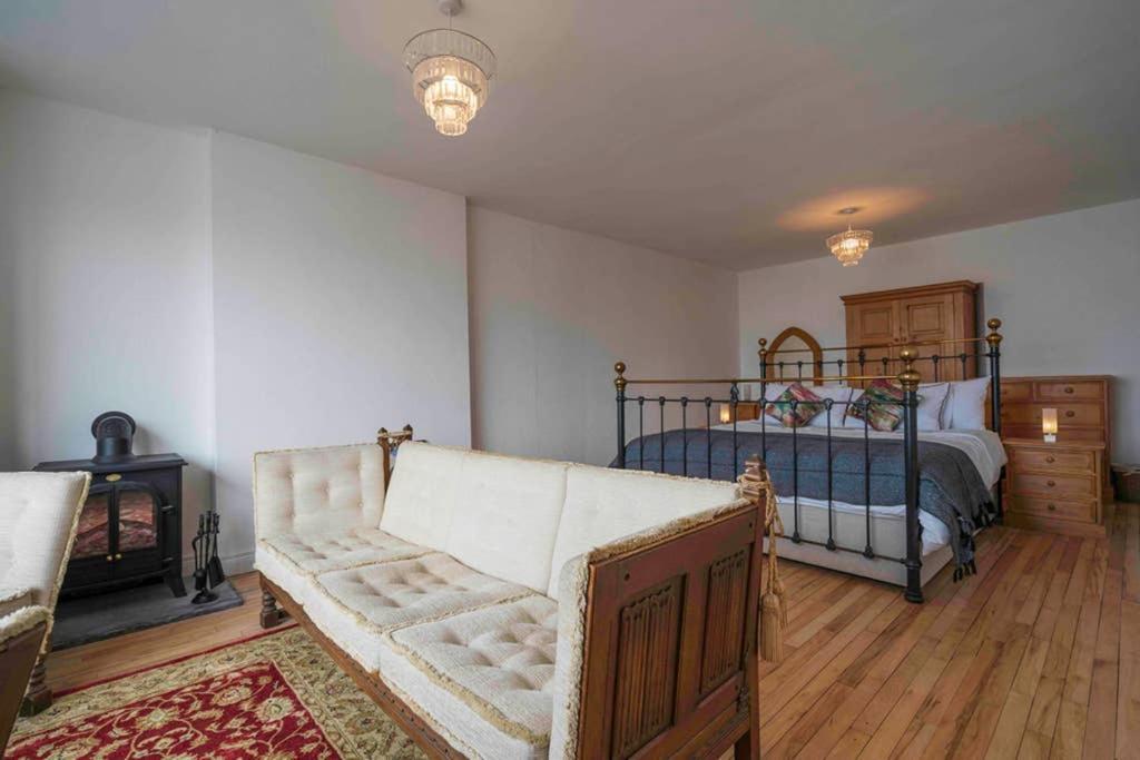 The Porthole Apartment Портстюърт Екстериор снимка