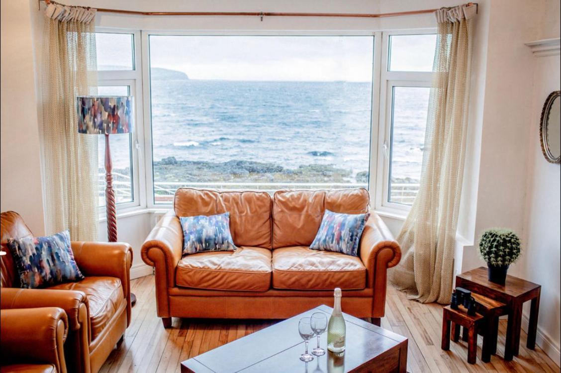The Porthole Apartment Портстюърт Екстериор снимка